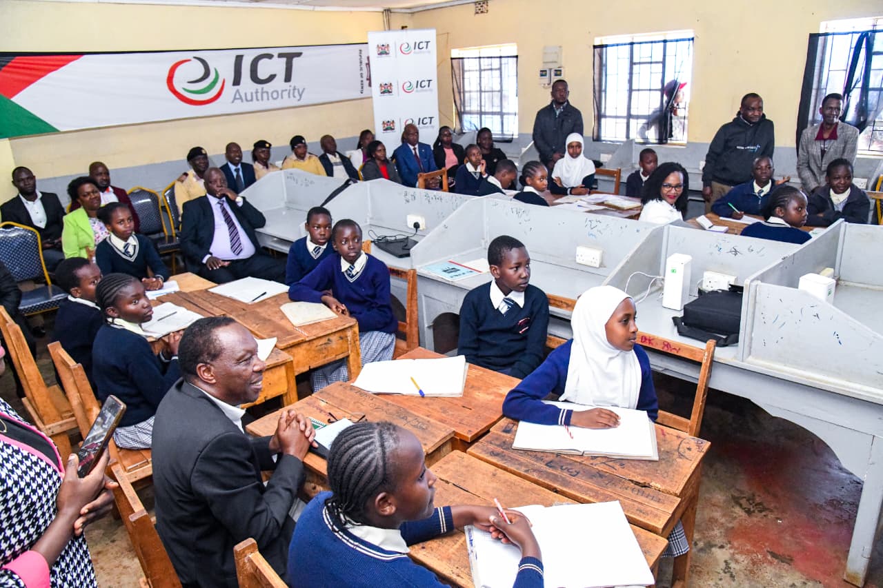 Forestry Principal Secretary Mr. Gitonga Mugambi, accompanied by Diaspora Affairs Principal Secretary Ms. Roseline Njogu, participated in the national rollout of the National Digital Class Experience at Meru Junior School in Meru County.
