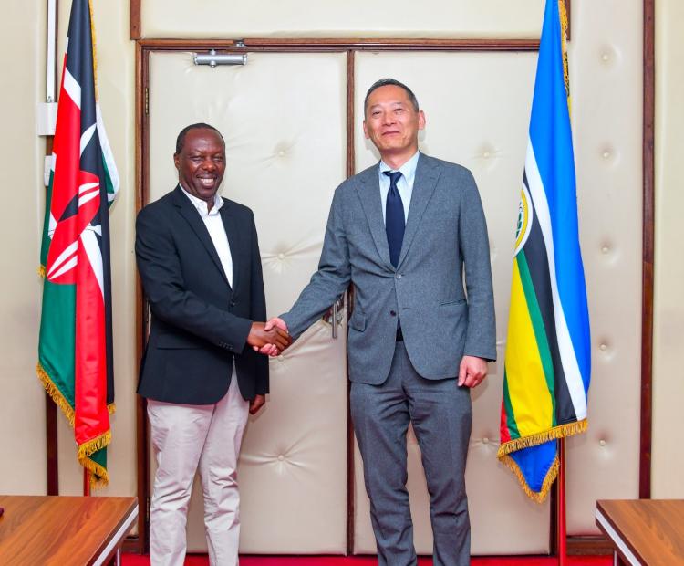 Forestry Principal Secretary Mr. Gitonga Mugambi hosted a delegation from the Japan International Cooperation Agency (JICA), led by Director General for the Global Environment Department, Mr. Ito Teruyuki, at the Ministry headquarters in Nairobi.